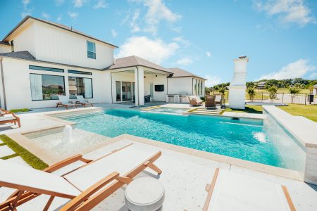 White Diamond Trendy Escape