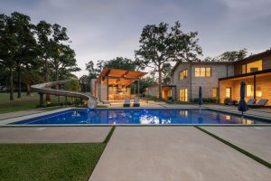 Hill Country Modern Elite Swimming Pool - Claffey Pools