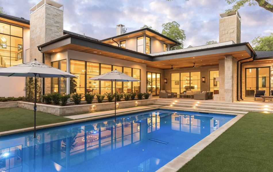 Dallas Contemporary Space Swimming Pool - Claffey Pools