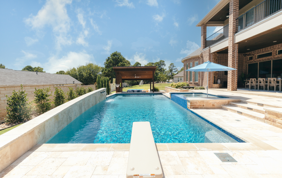 view of a swimming pool